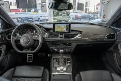 Vendo Audi RS6 Avant 2019 - 99950 EUR, 21800 km - AUTO.MOTO.pt