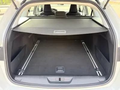 Sell Peugeot 308 SW 2015 - 9900 EUR, 107000 km - AUTO.MOTO.pt