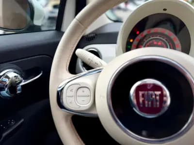 Vendo Fiat 500C 2020 - 10950 EUR, 85000 km - AUTO.MOTO.pt