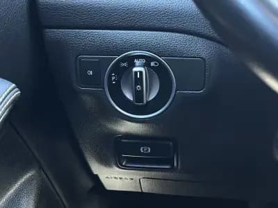 Sell Mercedes-Benz CLA 200 2016 - 23500 EUR, 157000 km - AUTO.MOTO.pt