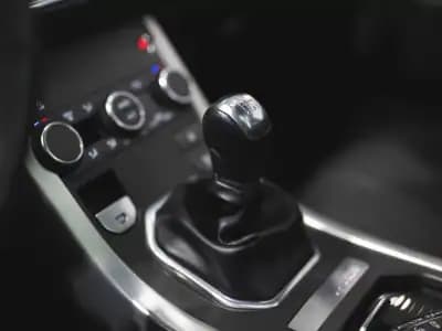 Sell Land Rover Range Rover Evoque 2016 - 18990 EUR, 149000 km - AUTO.MOTO.pt