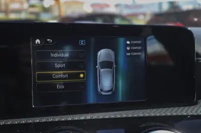 Sell Mercedes-Benz A 180 2019 - 23780 EUR, 91680 km - AUTO.MOTO.pt