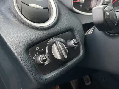 Sell Ford Fiesta 2011 - 7500 EUR, 91446 km - AUTO.MOTO.pt