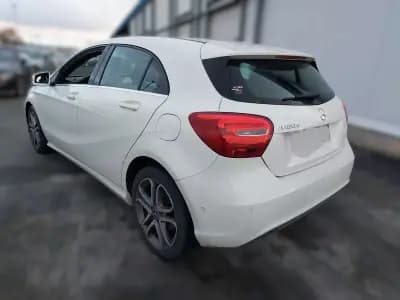 Sell Mercedes-Benz A 180 2018 - 18995 EUR, 120800 km - AUTO.MOTO.pt