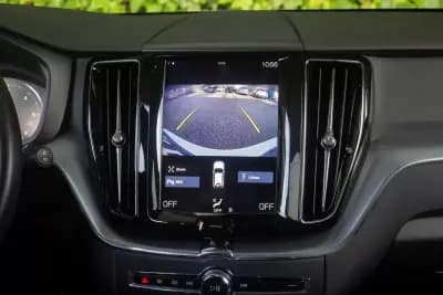 Sell Volvo XC 60 2017 - 27900 EUR, 152000 km - AUTO.MOTO.pt