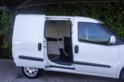 Vendo Fiat Doblo 2017 - 9750 EUR, 121100 km - AUTO.MOTO.pt