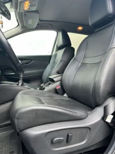 Vendo Nissan Qashqai 2016 - 15750 EUR, 179000 km - AUTO.MOTO.pt