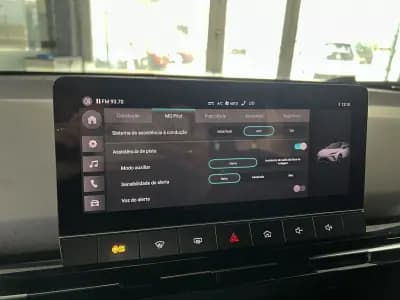 Vendo MG MG4 2023 - 19600 EUR, 23467 km - AUTO.MOTO.pt