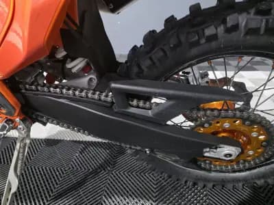 Vendo mota KTM SX 300 2023 - 10500 EUR, 77 km - AUTO.MOTO.pt