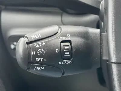 Vendo Citroën C3 2020 - 11950 EUR, 90000 km - AUTO.MOTO.pt