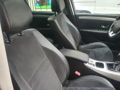 Vendo Renault Laguna Break 2008 - 4400 EUR, 247000 km - AUTO.MOTO.pt