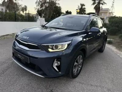 Sell Kia Stonic 2024 - 17699 EUR, 10000 km - AUTO.MOTO.pt
