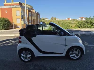 Vendo Smart Fortwo Cabrio 2014 - 7990 EUR, 80000 km - AUTO.MOTO.pt