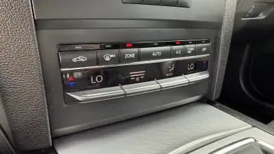 Sell Mercedes-Benz E 250 2010 - 18500 EUR, 0 km - AUTO.MOTO.pt