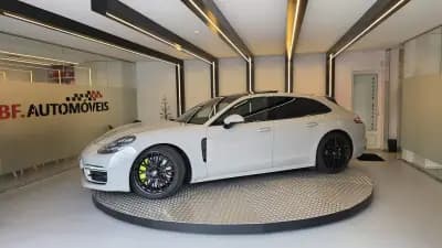 Sell Porsche Panamera Sport Turismo 2024 - 119900 EUR, 45564 km - AUTO.MOTO.pt