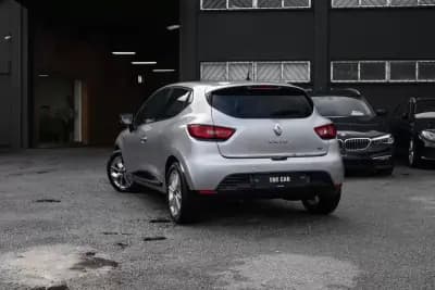 Sell Renault Clio 2017 - 11999 EUR, 138000 km - AUTO.MOTO.pt