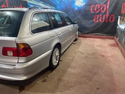 Vendo BMW 520 2001 - 3500 EUR, 359000 km - AUTO.MOTO.pt