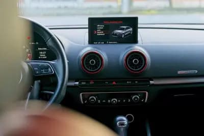 Sell Audi S3 Limousine 2017 - 34990 EUR, 139000 km - AUTO.MOTO.pt