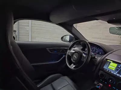 Vendo Jaguar F-Type 2021 - 58950 EUR, 29493 km - AUTO.MOTO.pt