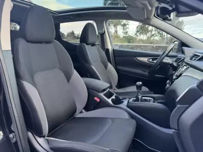Vendo Nissan Qashqai 2018 - 18990 EUR, 161000 km - AUTO.MOTO.pt