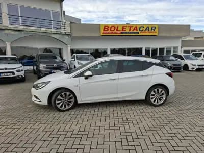 Vendo Opel Astra 2016 - 11000 EUR, 81600 km - AUTO.MOTO.pt