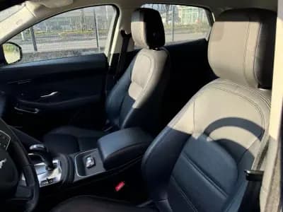 Vendo Jaguar E-Pace 2019 - 28500 EUR, 98000 km - AUTO.MOTO.pt