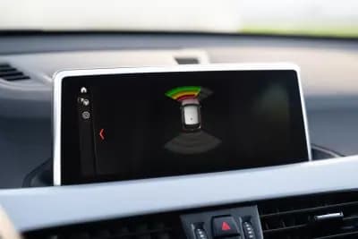 Vendo BMW X1 2022 - 24000 EUR, 107300 km - AUTO.MOTO.pt