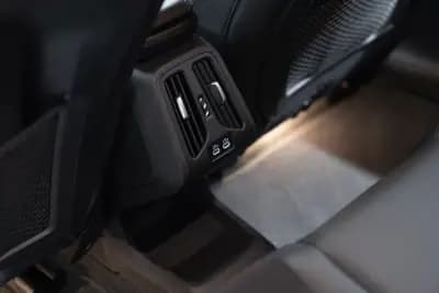 Vendo BMW iX2 2024 - 44950 EUR, 20000 km - AUTO.MOTO.pt