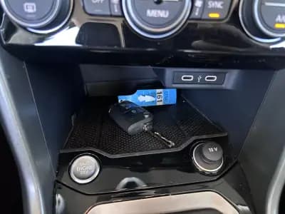 Vendo Volkswagen T-Roc 2021 - 24500 EUR, 122000 km - AUTO.MOTO.pt