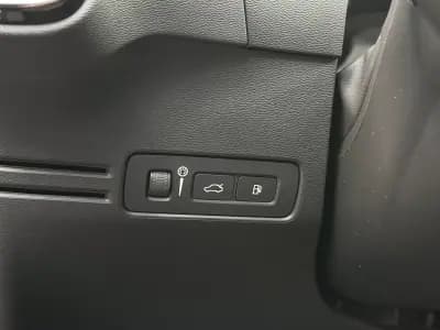 Vendo Volvo XC 40 2023 - 44500 EUR, 15000 km - AUTO.MOTO.pt