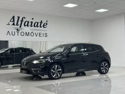 Sell Renault Mégane 2016 - 12990 EUR, 118000 km - AUTO.MOTO.pt
