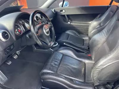 Vendo Audi TT Coupé 1999 - 9950 EUR, 106086 km - AUTO.MOTO.pt