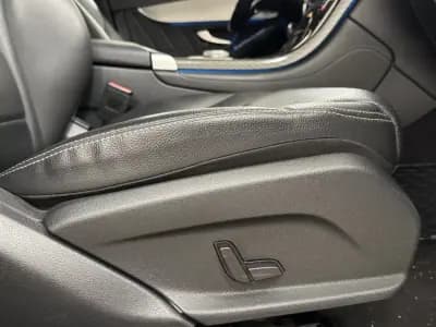 Vendo Mercedes-Benz GLC 250 2018 - 22890 EUR, 313000 km - AUTO.MOTO.pt