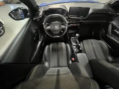 Sell Peugeot 208 2021 - 15990 EUR, 40000 km - AUTO.MOTO.pt