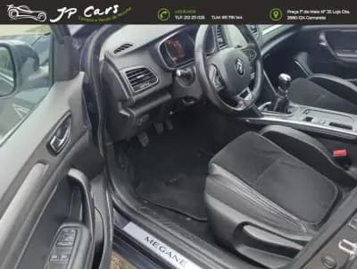 Vendo Renault Mégane 2016 - 12500 EUR, 106380 km - AUTO.MOTO.pt