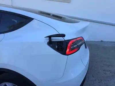 Vendo Tesla Model Y 2022 - 37000 EUR, 90000 km - AUTO.MOTO.pt