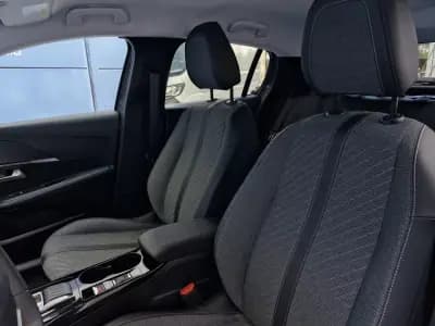 Vendo Peugeot 208 2023 - 29250 EUR, 4874 km - AUTO.MOTO.pt