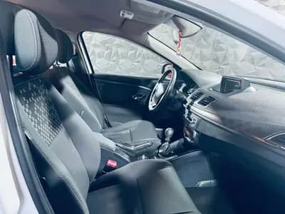 Sell Renault Mégane 2012 - 10990 EUR, 243460 km - AUTO.MOTO.pt