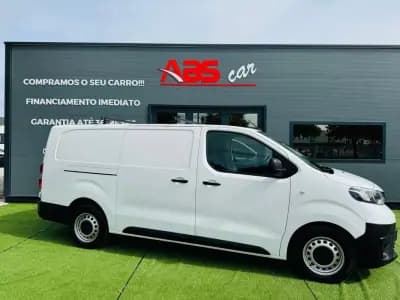 Vendo Toyota Proace 2018 - 17999 EUR, 160000 km - AUTO.MOTO.pt