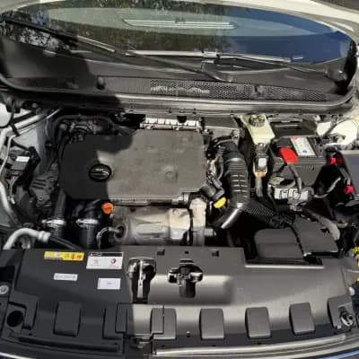 Sell Peugeot 308 SW 2019 - 13990 EUR, 149000 km - AUTO.MOTO.pt