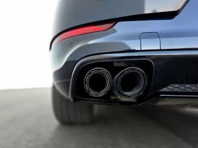 Vendo Porsche Cayenne Coupé 2021 - 89900 EUR, 57000 km - AUTO.MOTO.pt