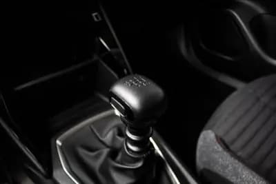 Vendo Peugeot 2008 2020 - 15450 EUR, 125449 km - AUTO.MOTO.pt