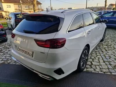 Vendo Kia Ceed SW 2023 - 23500 EUR, 82000 km - AUTO.MOTO.pt