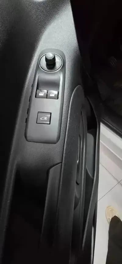 Vendo Citroën Berlingo 2021 - 17500 EUR, 49659 km - AUTO.MOTO.pt