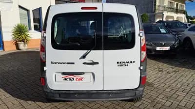 Vendo Renault Kangoo 2019 - 18900 EUR, 190869 km - AUTO.MOTO.pt