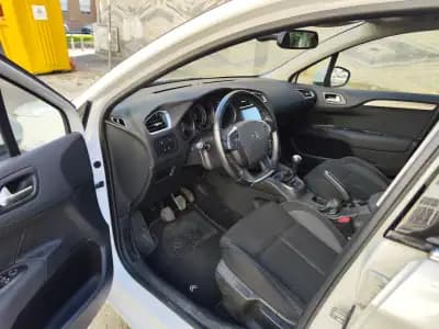 Sell Citroën C4 2015 - 9980 EUR, 157000 km - AUTO.MOTO.pt