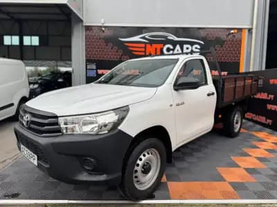 Sell Toyota Hilux 2020 - 26900 EUR, 131655 km - AUTO.MOTO.pt