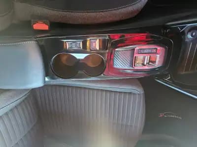 Sell Peugeot e-208 2023 - 18750 EUR, 25000 km - AUTO.MOTO.pt