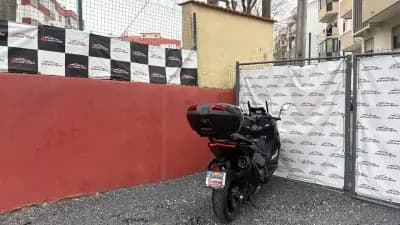 Sell Yamaha TMAX 2023 - 11900 EUR, 5900 km - AUTO.MOTO.pt