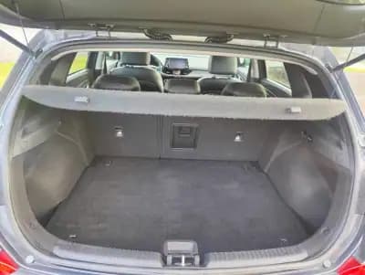 Sell Hyundai i30 2017 - 11750 EUR, 104875 km - AUTO.MOTO.pt